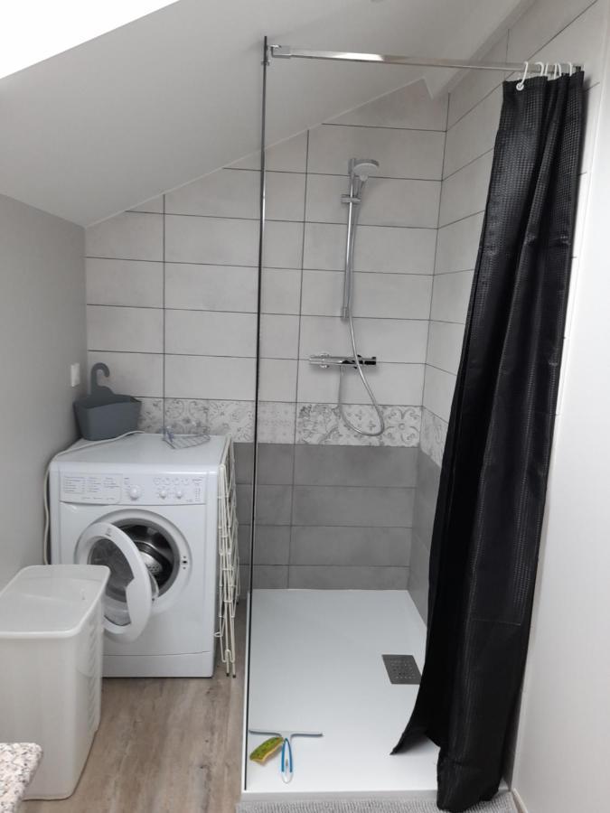 De La Pierre Percee Apartment